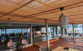 Xhabe Safari Lodge Chobe
